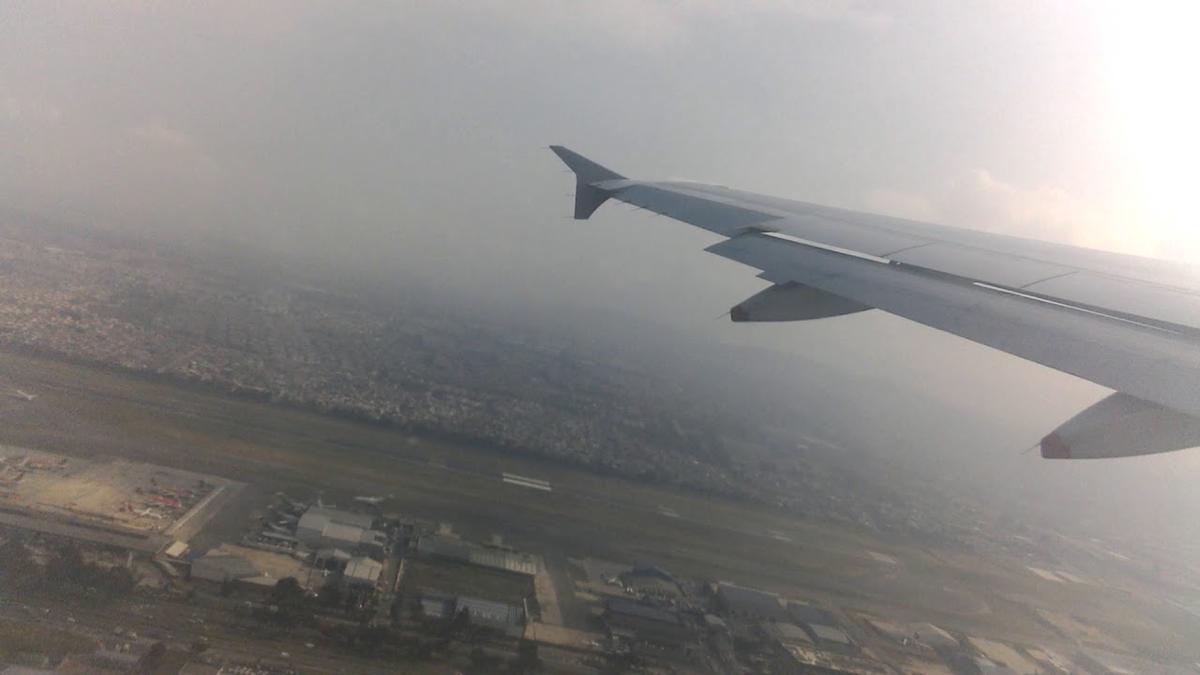 'Video thumbnail for Take off in Bogotà El Dorado airport BOG'