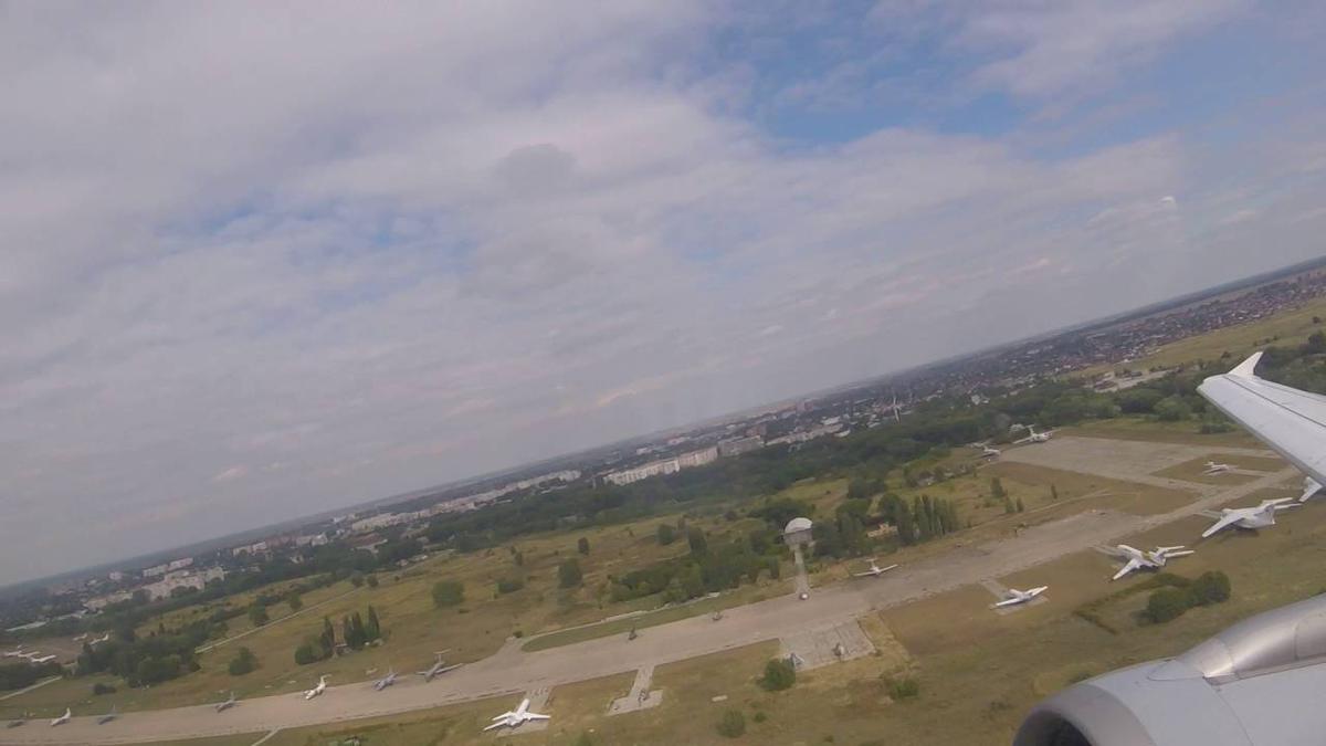 'Video thumbnail for Take off in Kiev Borispol airport'