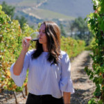 Jenna Manthe is the founder and tale-teller behind boutique wine marketing agency, Tales of the Vineyards. What started as a creative outlet while working a harvest in the Napa Valley has now evolved into a full-time passion for wine and storytelling.