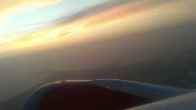 Sortlistede og sikreste flyselskaber : Landing i Lima, Peru med Stillehavet udsigt