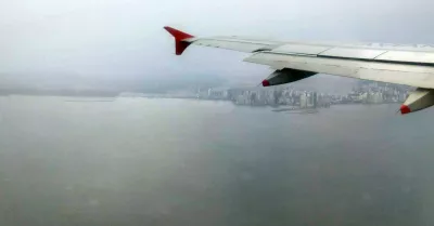 Blacklisted and safest airlines : Landing in Panama with skyline view