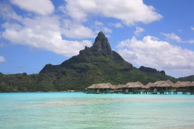 Mua Bảo Hiểm Du Lịch, Một Lợi Thế Cho Khách Du Lịch : Các kỳ nghỉ ở Bora Bora ở Polynesia thuộc Pháp