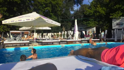 Kiev Beach Club und Kiev Nachtleben im Sommer : Relax-Tag in Bora Bora Beach Club Kiew