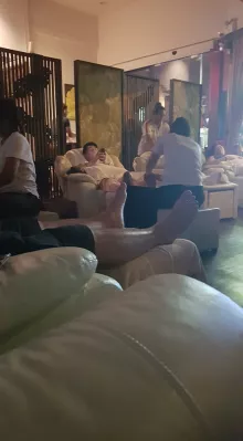 Za odmor u Tajlandu: Prvi dan, Bangkok [Turistički vodič] : Opuštanje u salonu za masažu