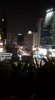 Taylandda tətil həftəsi: Birinci gün, Bangkok [Səyahət Bələdçisi] : Bangkok gecə görünüşü