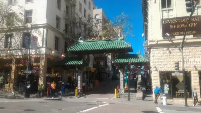 Kur yra geriausias kinų maistas Chinatown San Francisco? : Chinatown įėjimas į dieną