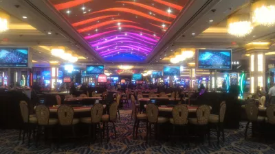 Séta a Las Vegas legjobb részein, sétáljon a neonmúzeumig : Kaszinó a velencei szállodában