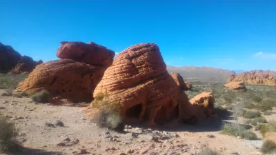 Nevada shahridagi yong'in davlat parki vodiysida bir kunlik sayohat : Ariqchalar jinslari