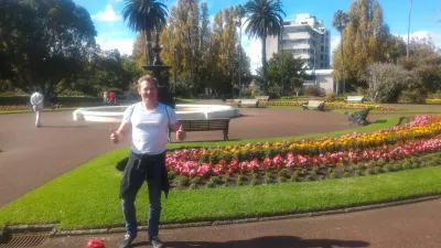 Приєднався до єдиного безкоштовного пішохідного туру по Окленду : Насолоджуючись безкоштовною пішохідною екскурсією в парку