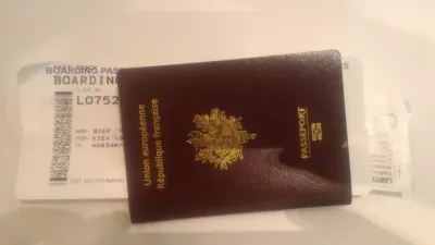 Hogyan lehet felkészülni a világ utazására? : Nemzetközi utazási dokumentumok ellenőrző listája starts with passport