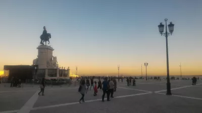 Shtrimi në Lisbonë, Portugali me turne në qytet : Sheshi i Tregtisë