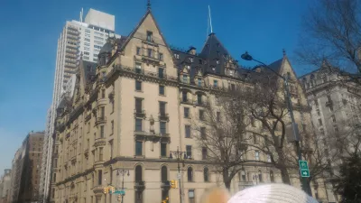 د نیویارک مرکزي پارک وړیا سفر سفر : یوکو اوانو اپارتمان، د جان لینن پخواني استوګنې
