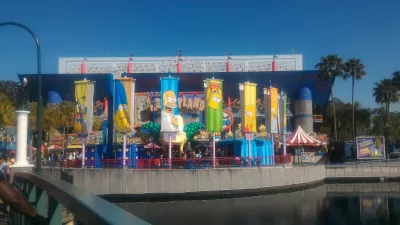 Hogy van egy nap az Universal Studios Orlandóban? : Simpsons Krustyland környéke