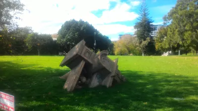 En promenad i Western Park Auckland i Ponsonby : Konst i parken