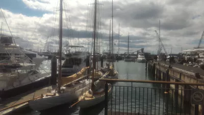Unde să mergem în noapte în Auckland? Un tur al Viaductului din Auckland : Barci ancorate în portul Viaduct