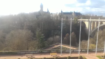 Día mundial de la gira: Ciudad de Luxemburgo : Vista de fortificaciones de Luxemburgo